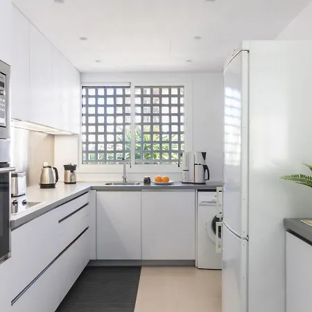 Alcazaba By Interhome * إِستيبونا